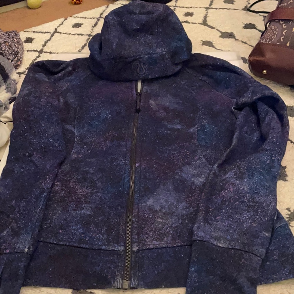 Lululemon Scuba Hoodie size 12